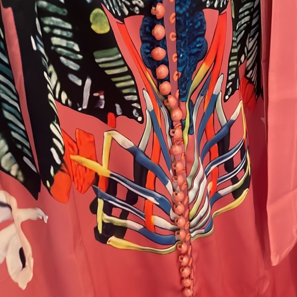 Unique Abstract dress - Picture 4 of 4